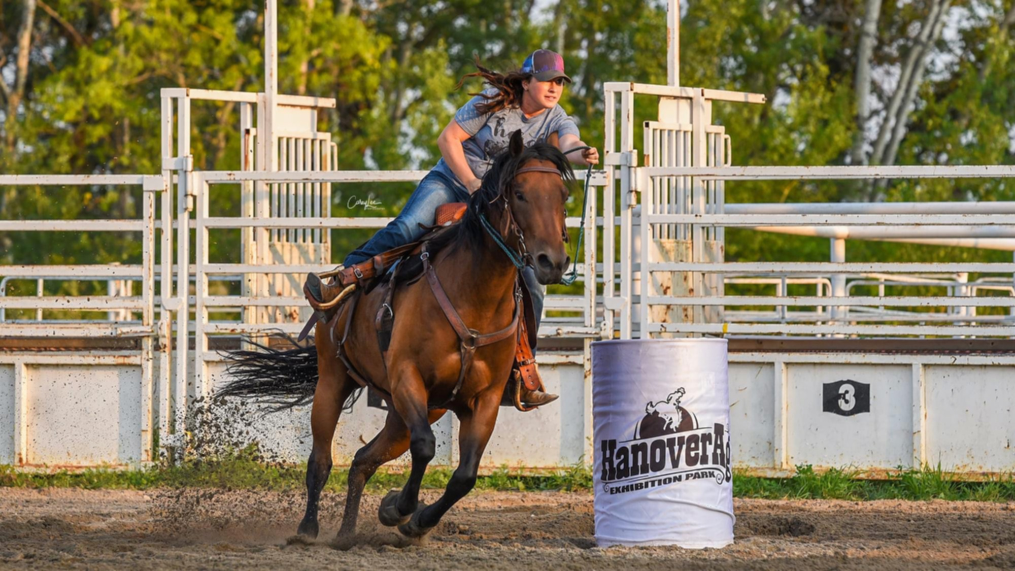 Carollyne Kehler Barrel Racing